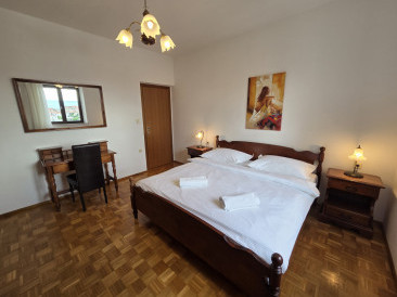 Apartment Dorotea POSTIRA [24]